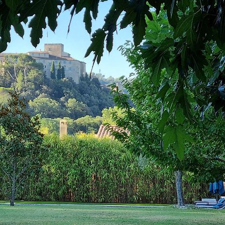 Petit Nid Douillet En Luberon Avec Spa 昂苏伊 外观 照片