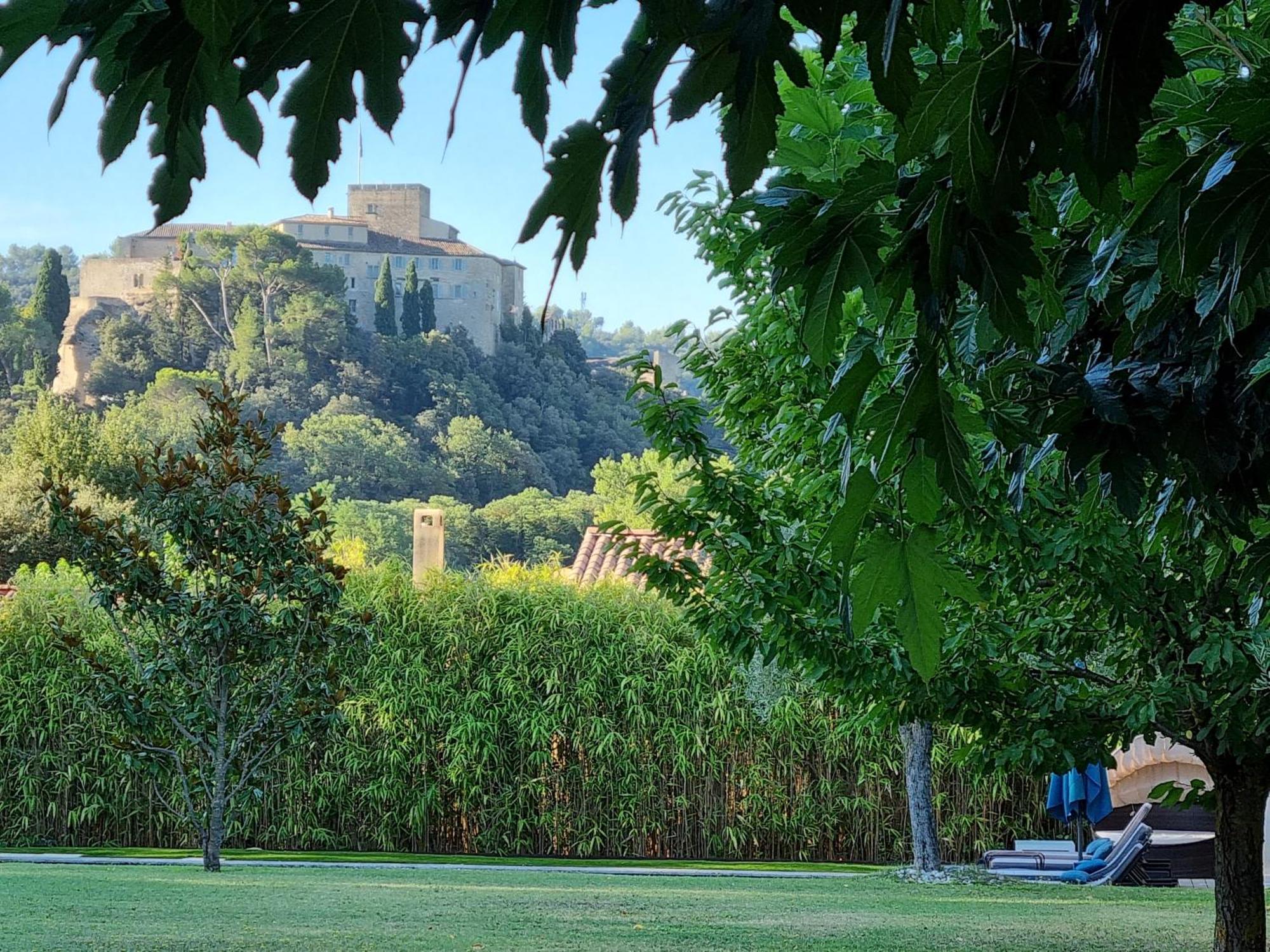 Petit Nid Douillet En Luberon Avec Spa 昂苏伊 外观 照片